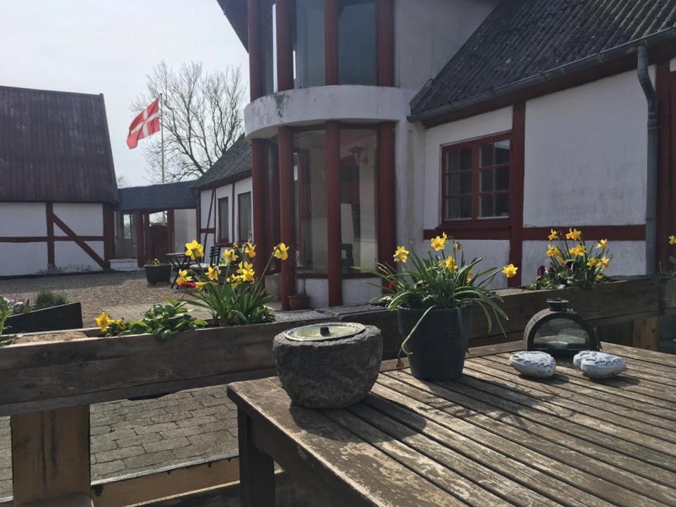 Praestogaard Bed & Breakfast ภายนอก รูปภาพ