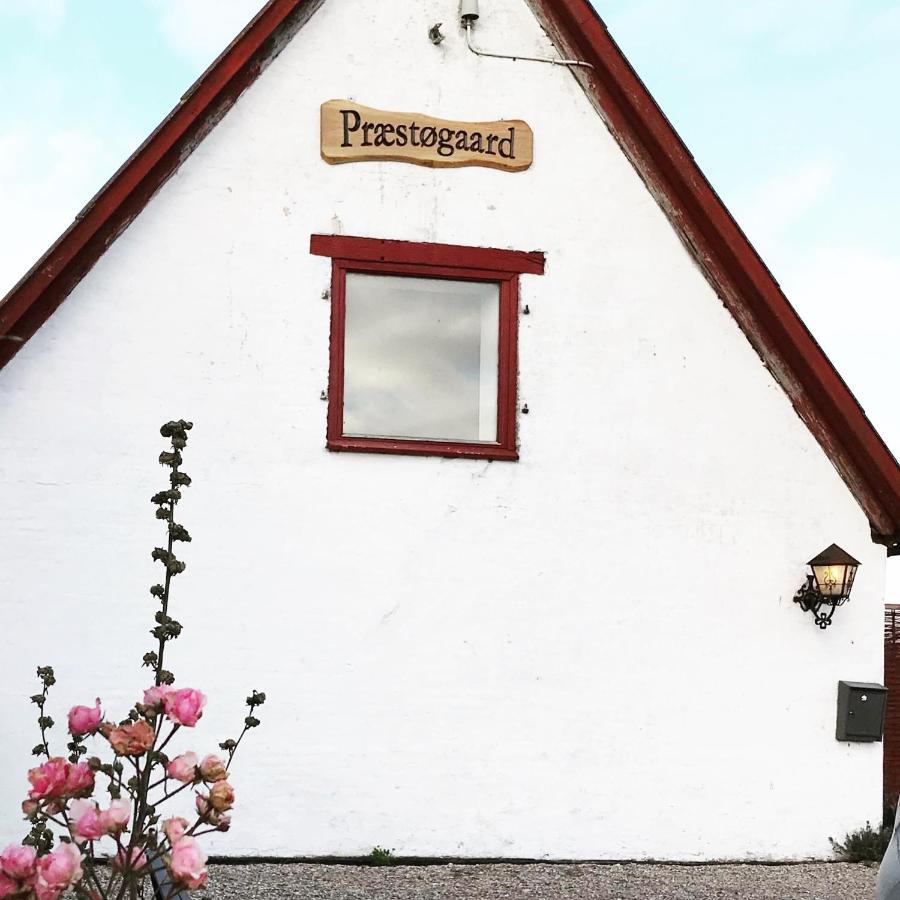 Praestogaard Bed & Breakfast ภายนอก รูปภาพ